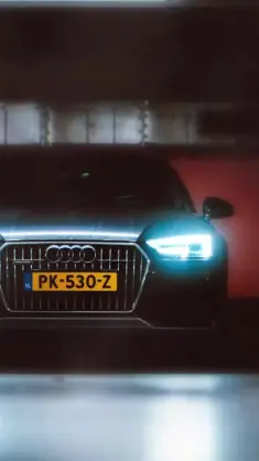Audi A7 in Garage live wallpaper download