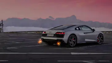 Audi R8 in the Morning Light live wallpaper download