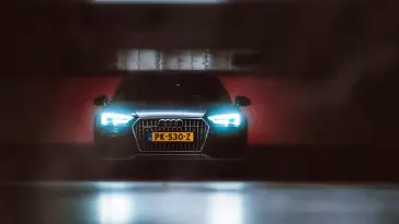 Audi A7 in Garage live wallpaper download