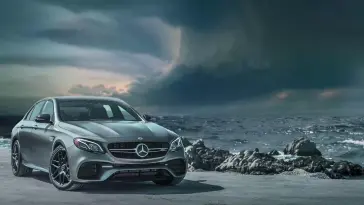 MERCEDES and Thunder in the Sky live wallpaper download