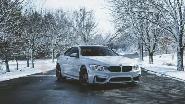 White WINTER BMW live wallpaper download