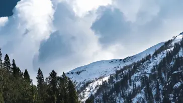 Snow Mountain live wallpaper download