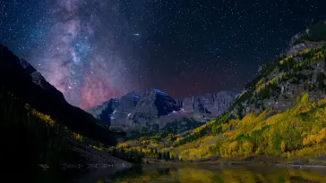 Mountain and Starry Sky live wallpaper download