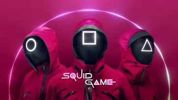 Squid Game Pink Guards live wallpaper download